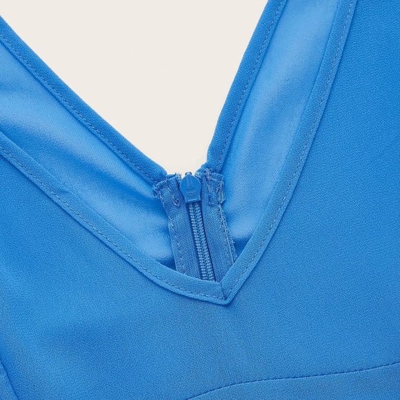 ❤️  NEW!  Size 8/10 Tie Shoulder Ruffled Dress in Blue - Picture 3 of 4